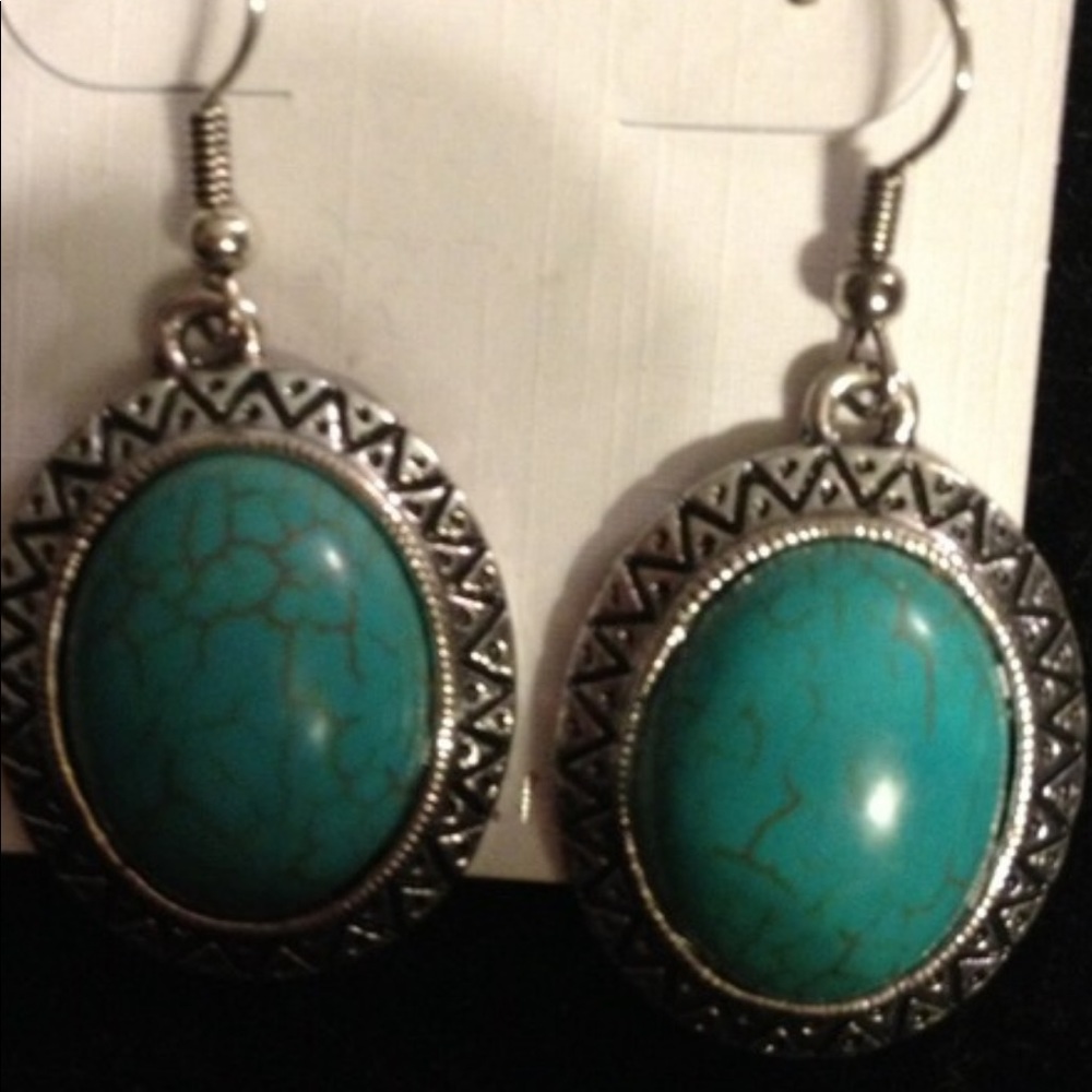 Turquoise Fashion Earrings